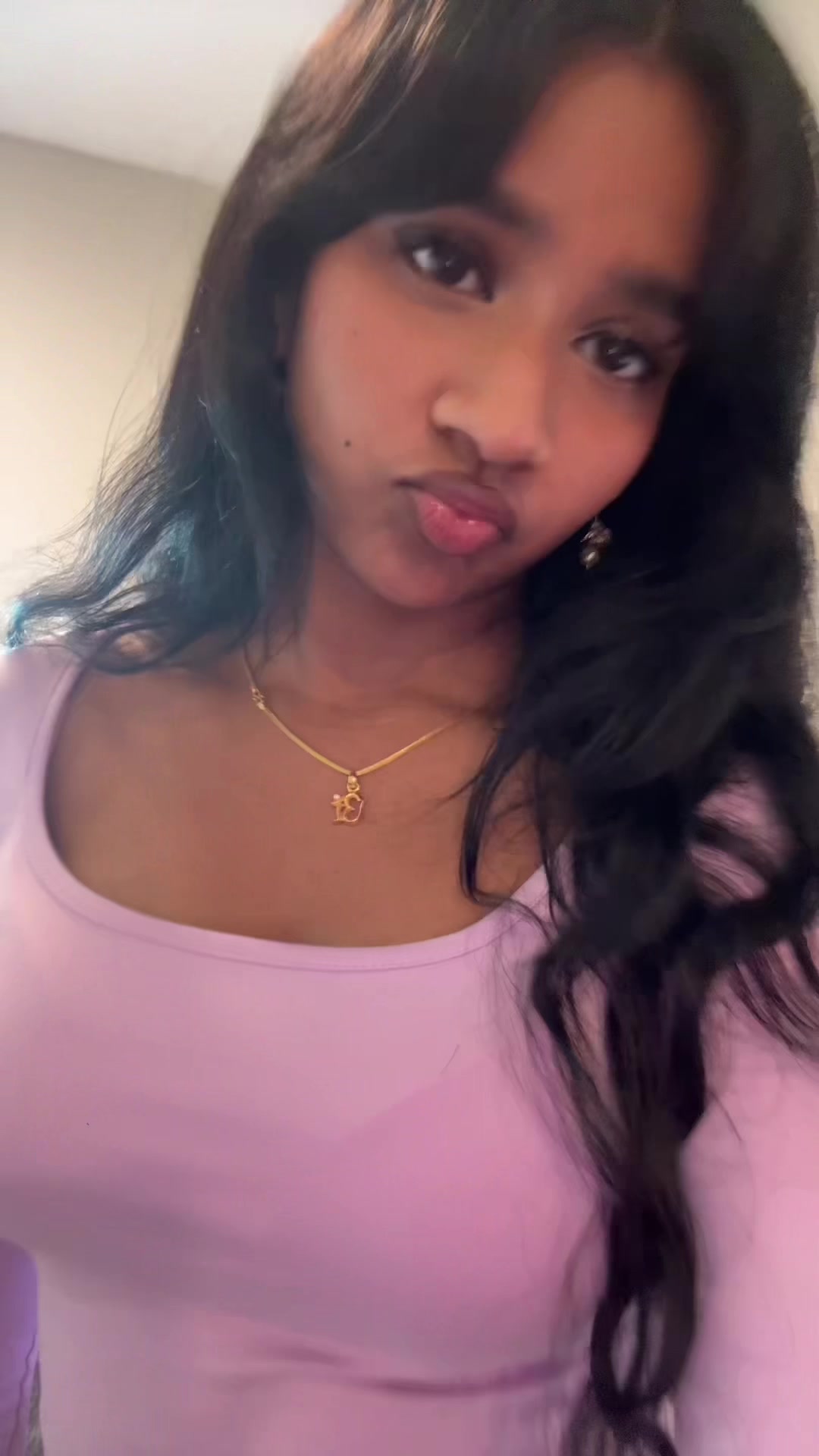 @divyamommyd