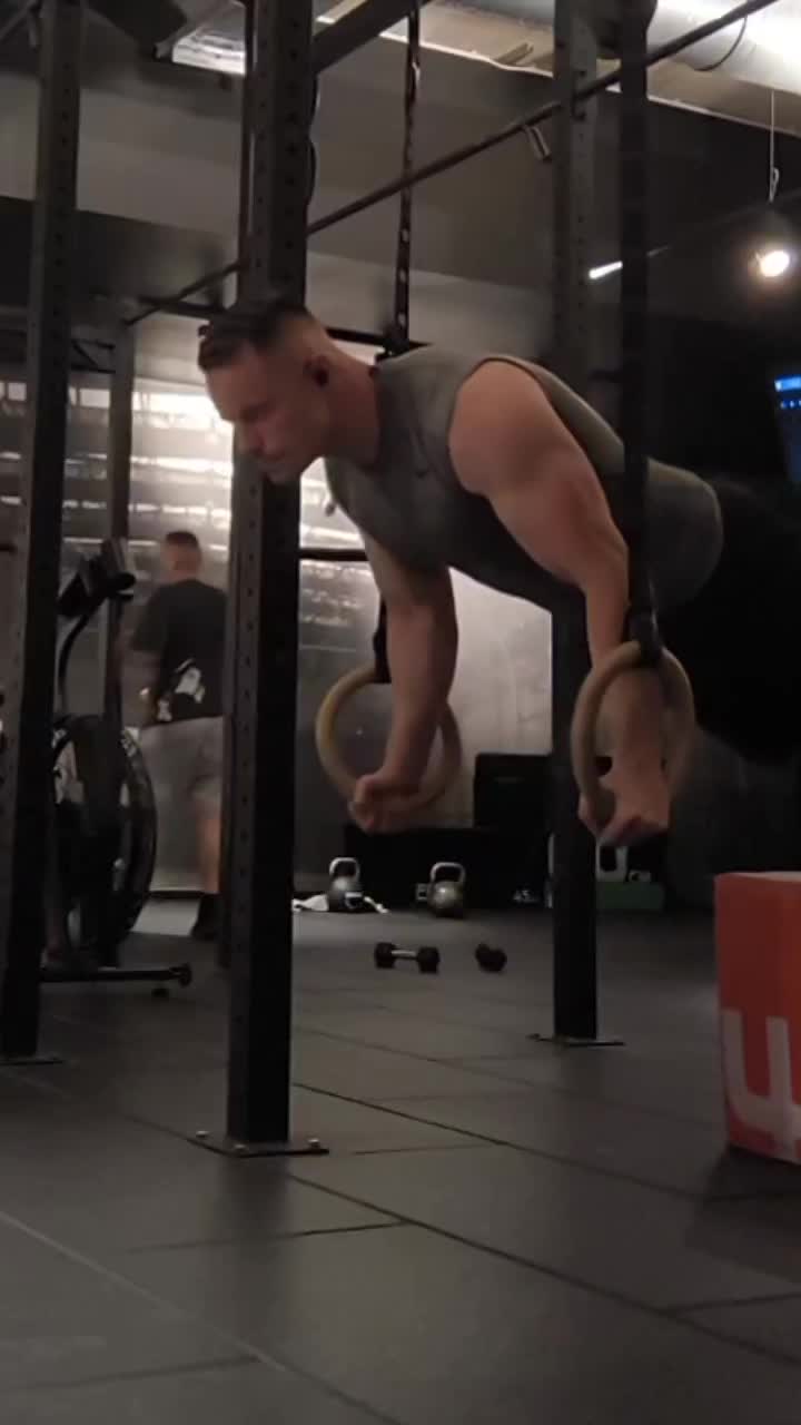 @tristaneiko