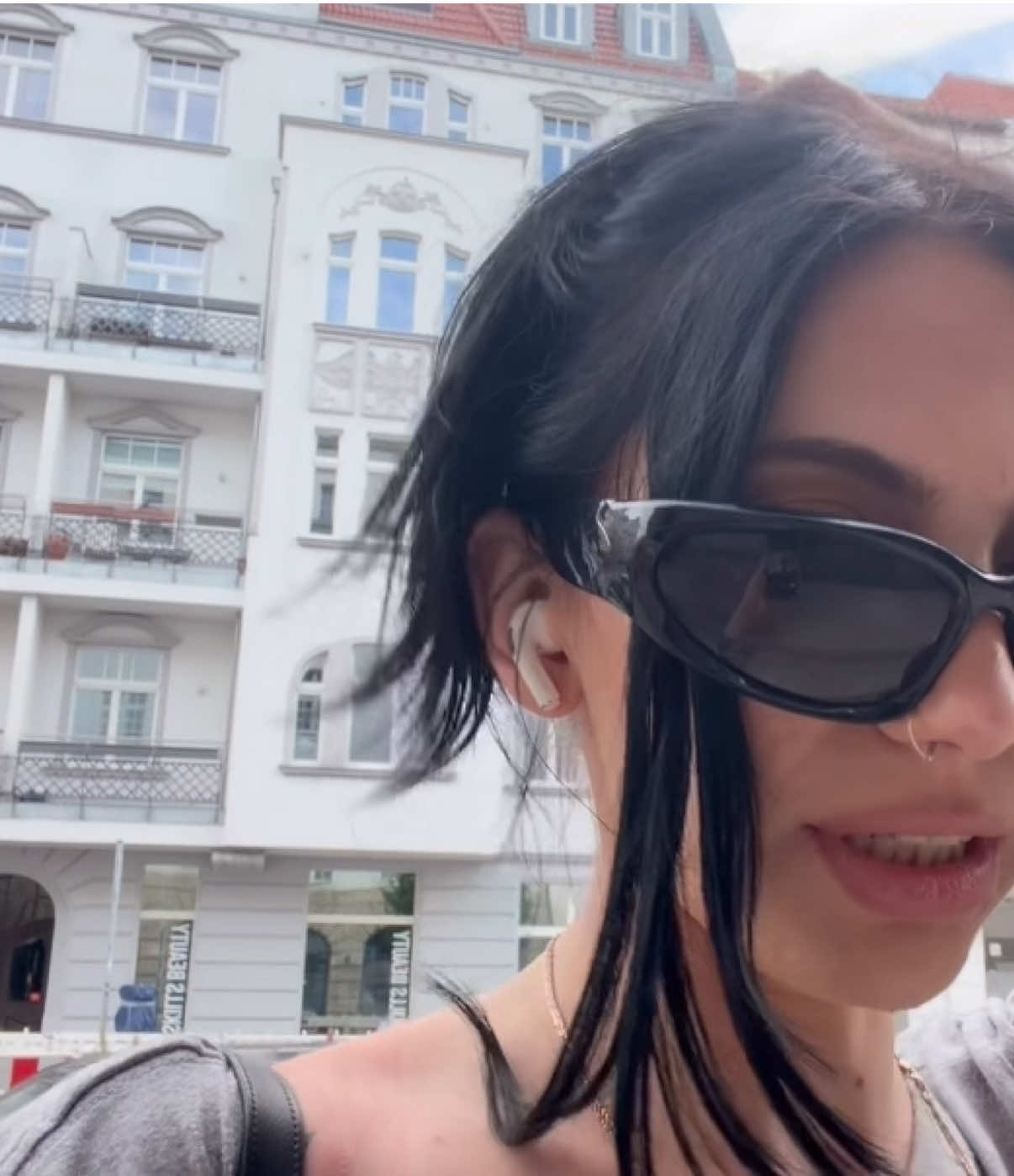 @viktoriazoe
