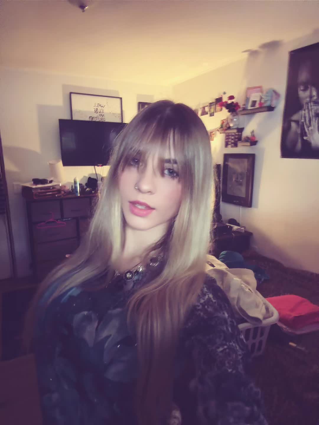 @sziszi