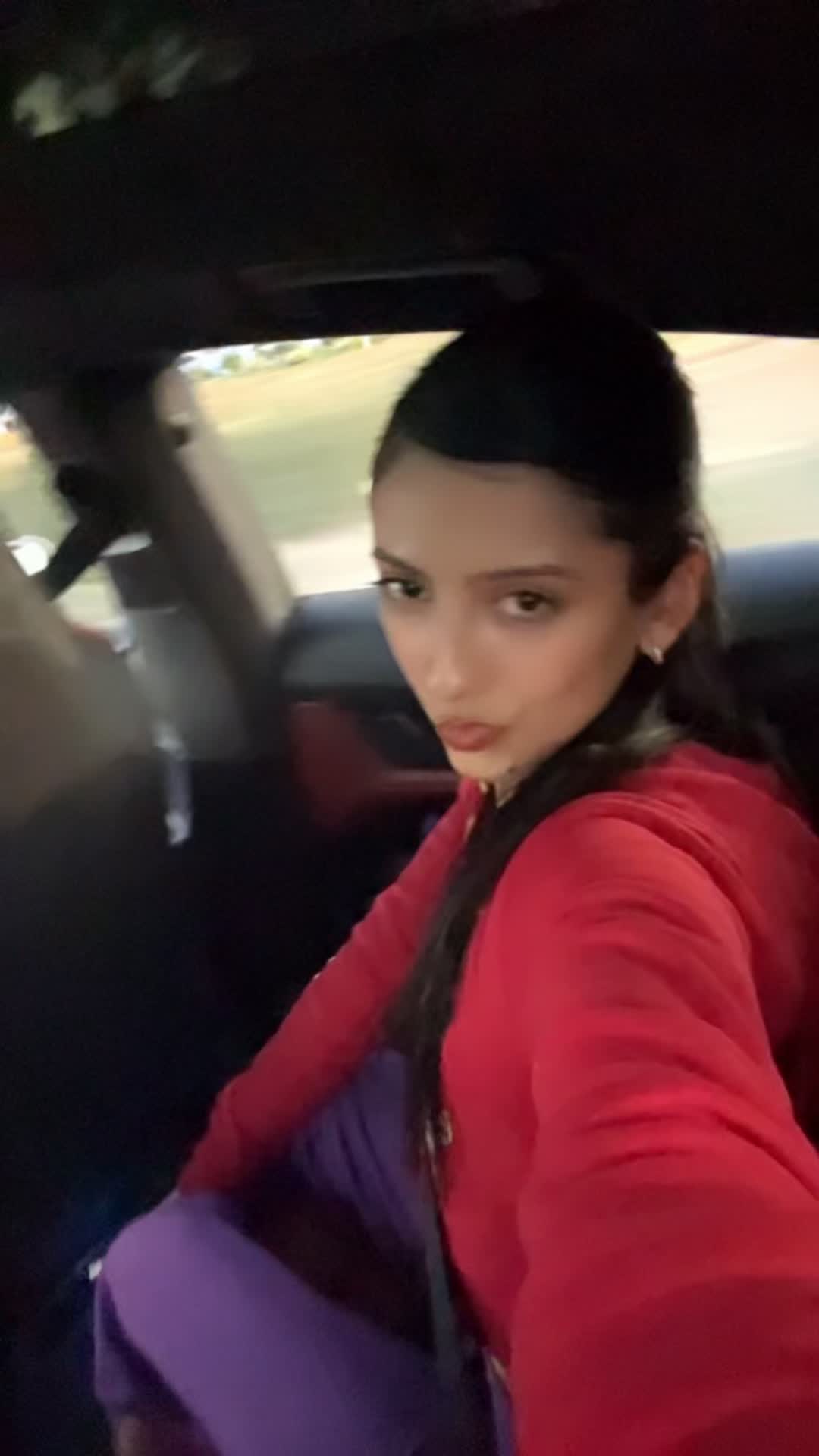 @Alexi$