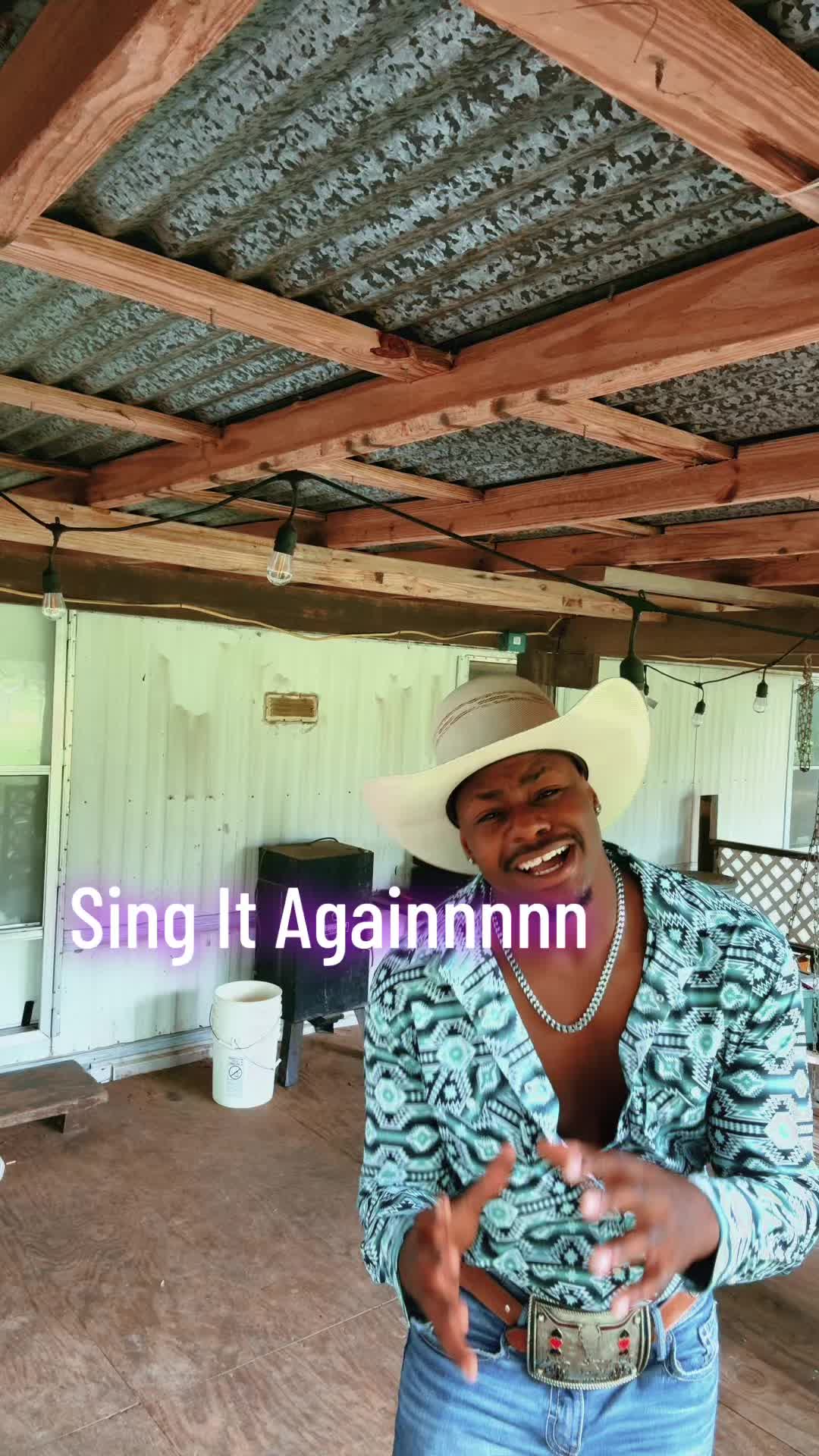 @TayCountry