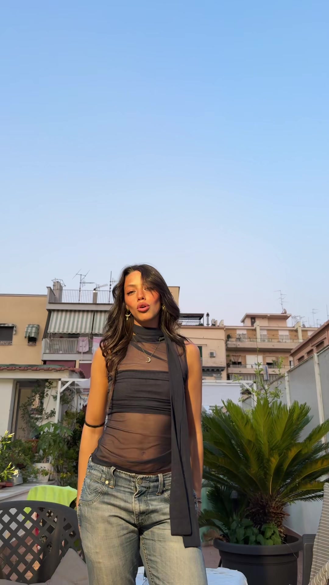@Lú