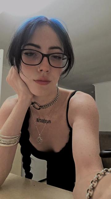 @TRASH PANDA 🦝