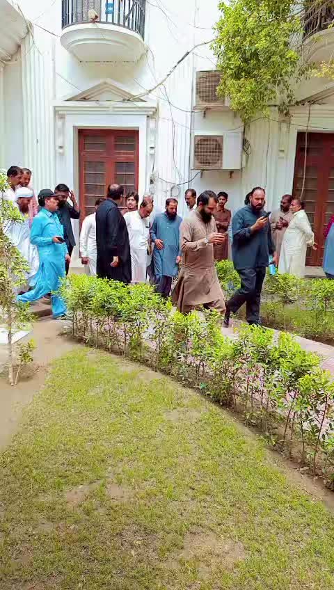 @Farooq Ahmad Bhatti
