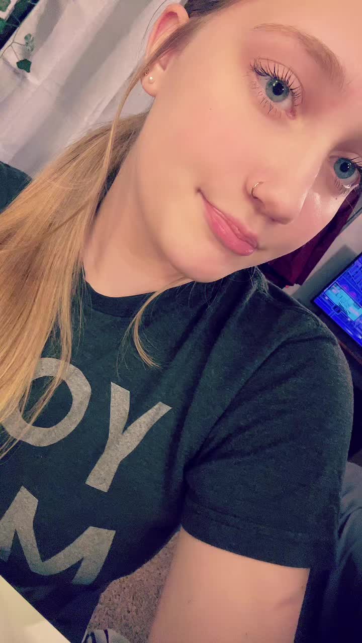 @Hailee💕