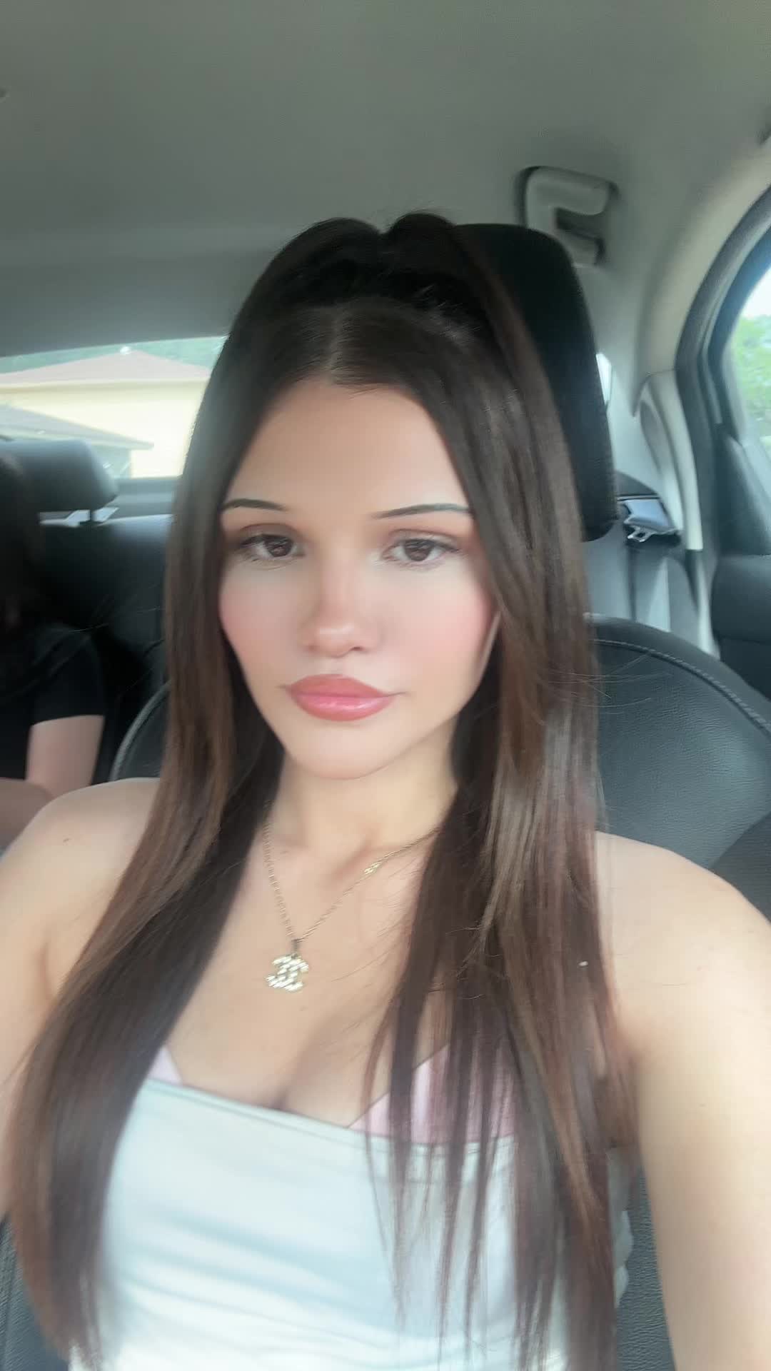 @🦢