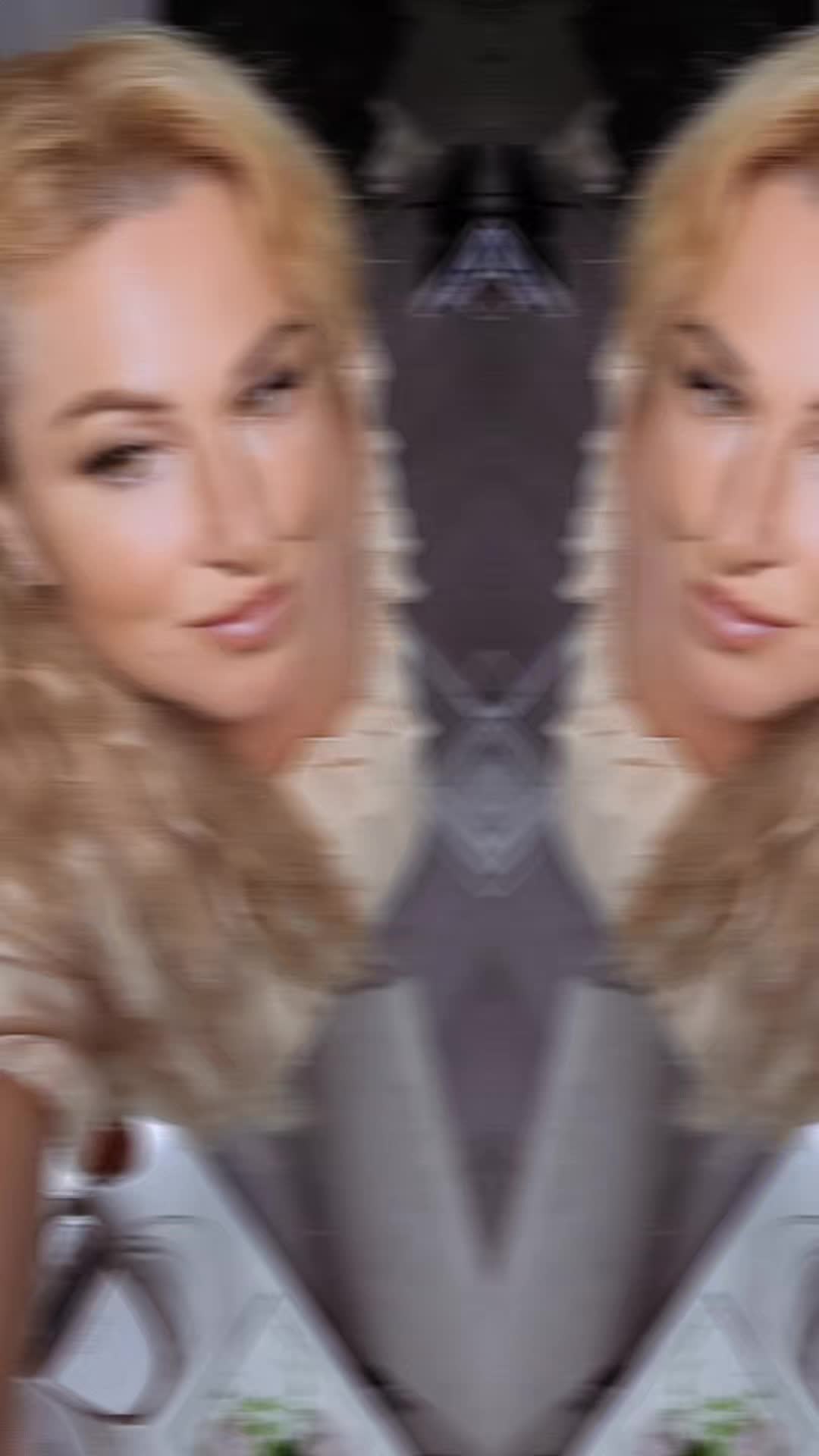 @TKROYALROSES