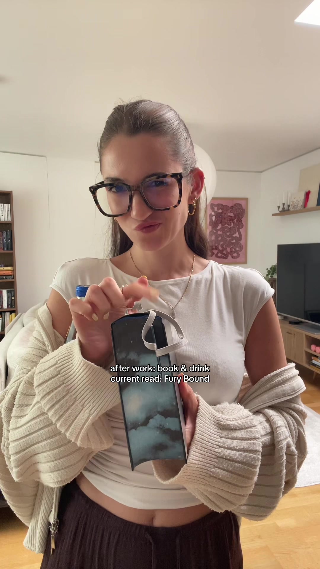 @emibookks 🧝🏼&zwj;♀️📚