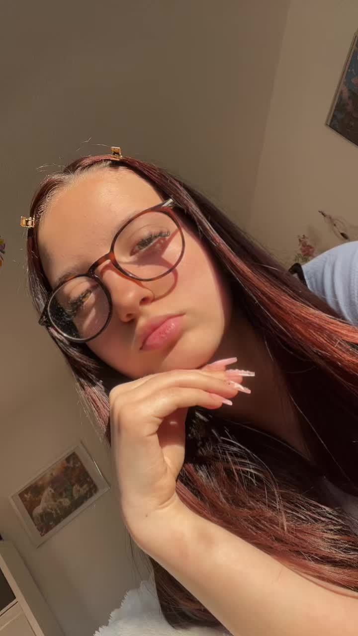 @Sophie_๐๐