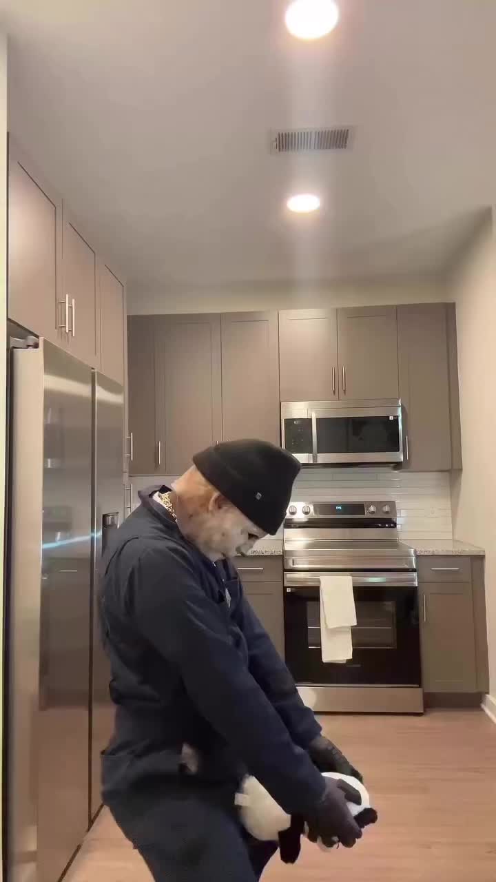 @6’4💪🏽🤙🏽😈