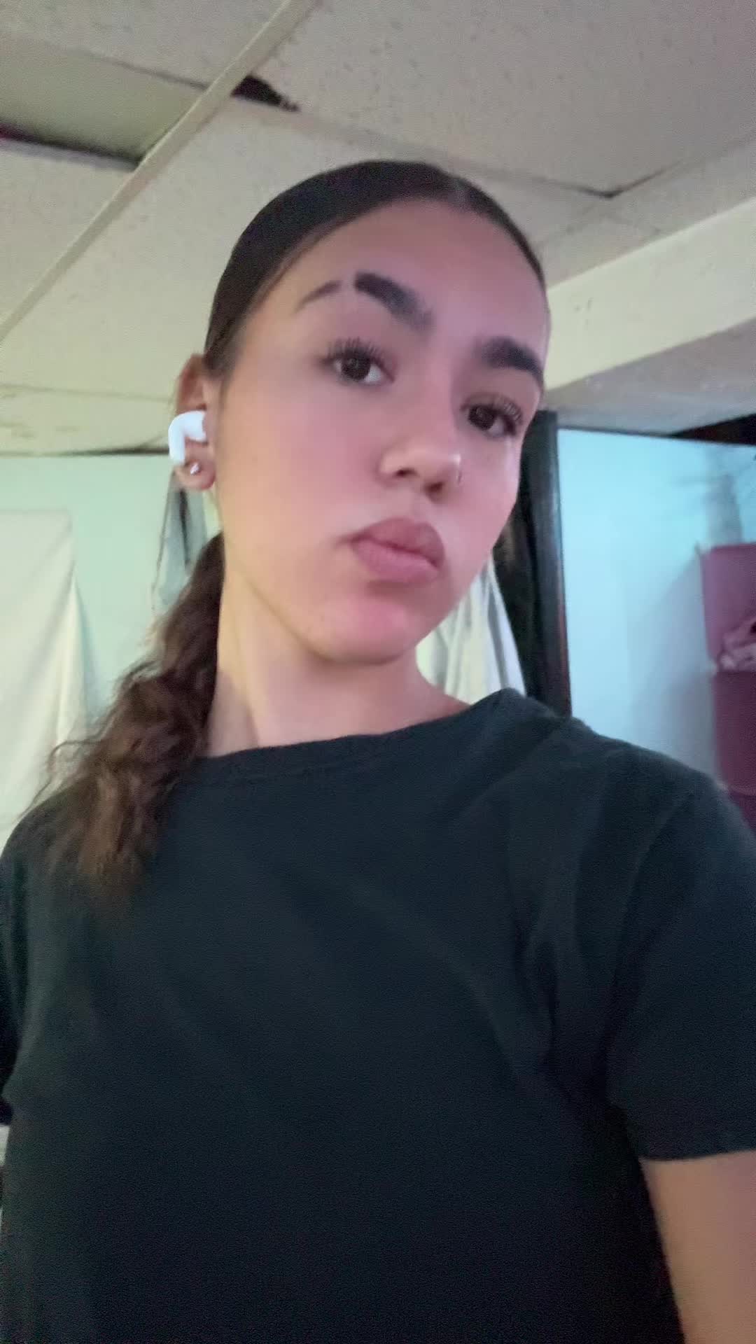 @user497836932