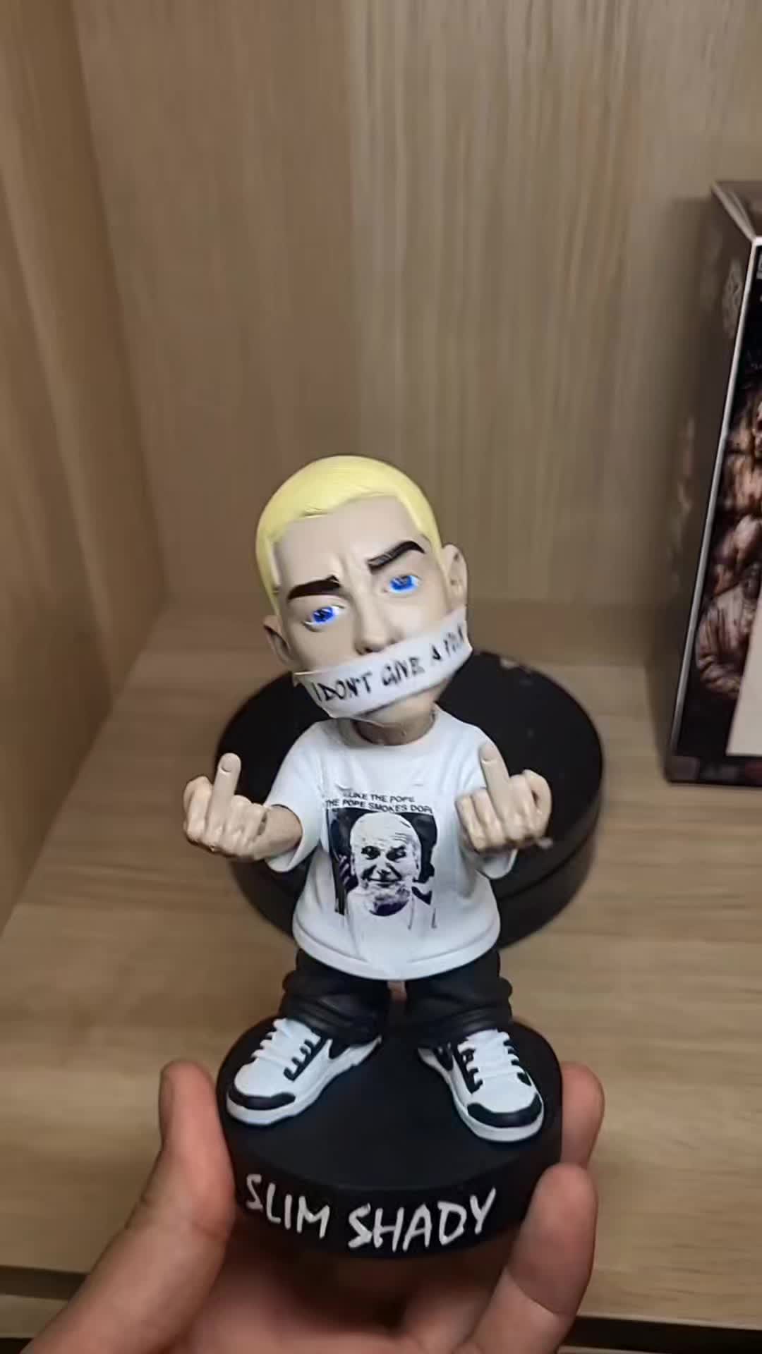 @customofgz