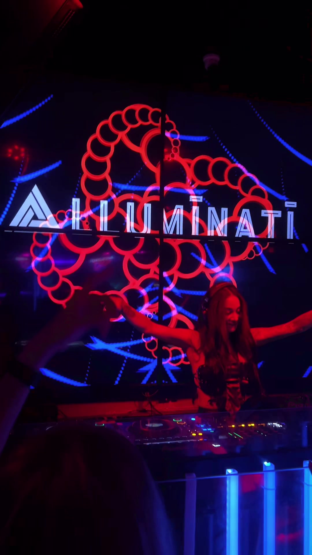 @ALLUMĪNATĪ | VEGAS DJ