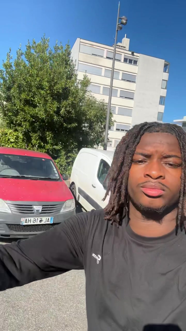 @Mouss🇬🇳