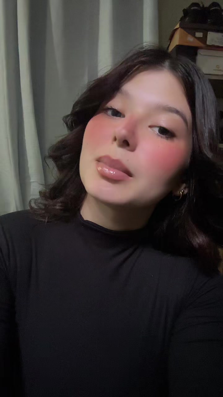 @sairanazarena_