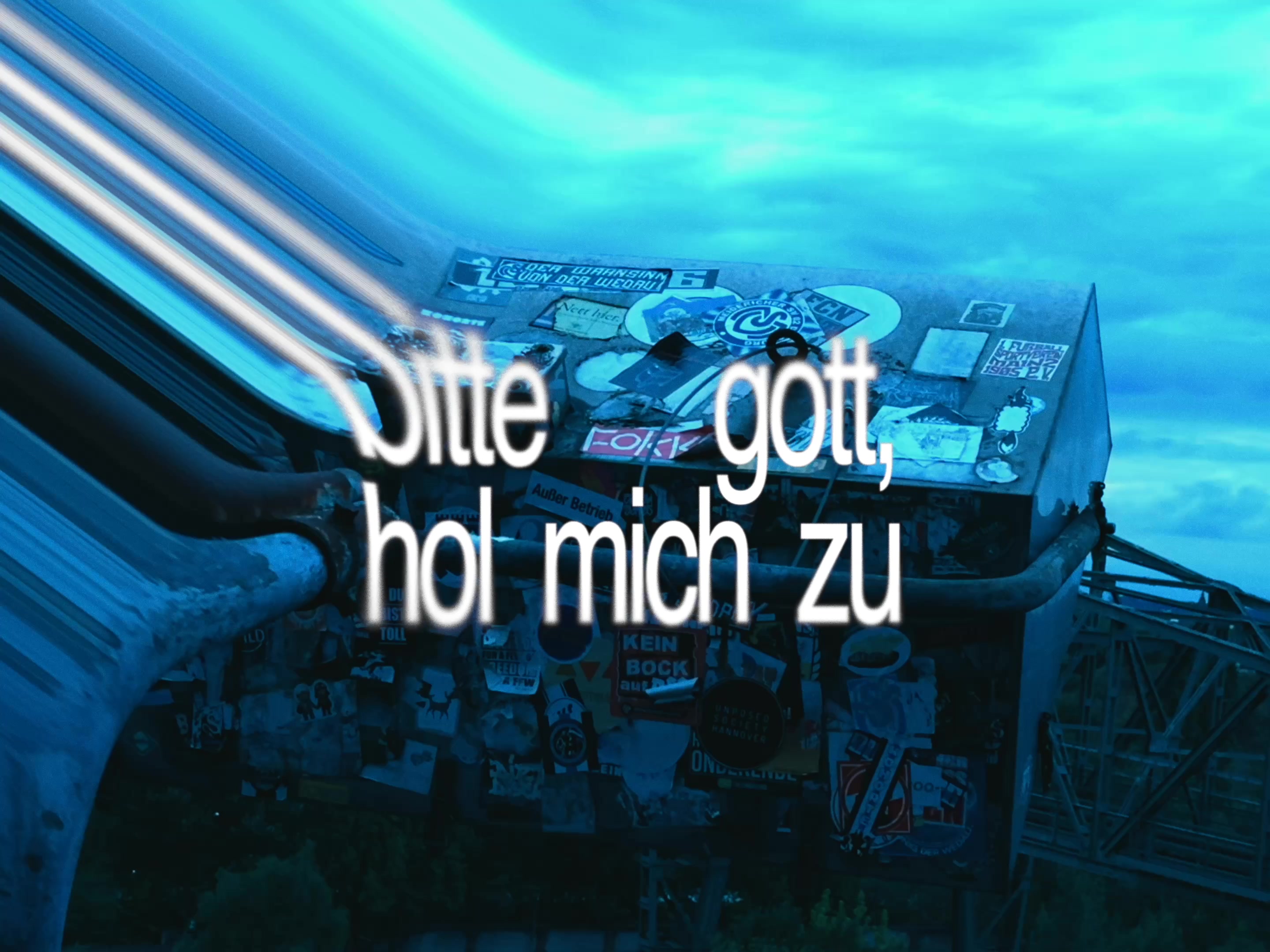 @♱