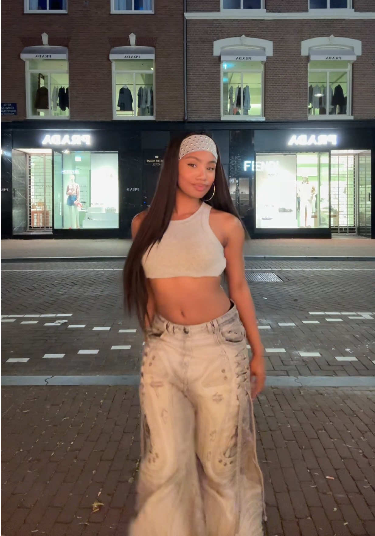 @MJENAYLA