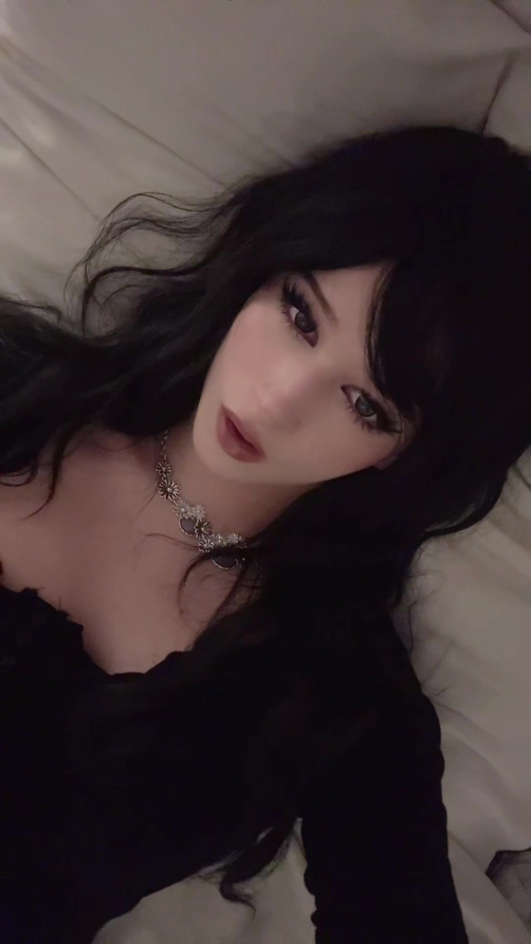 @Q