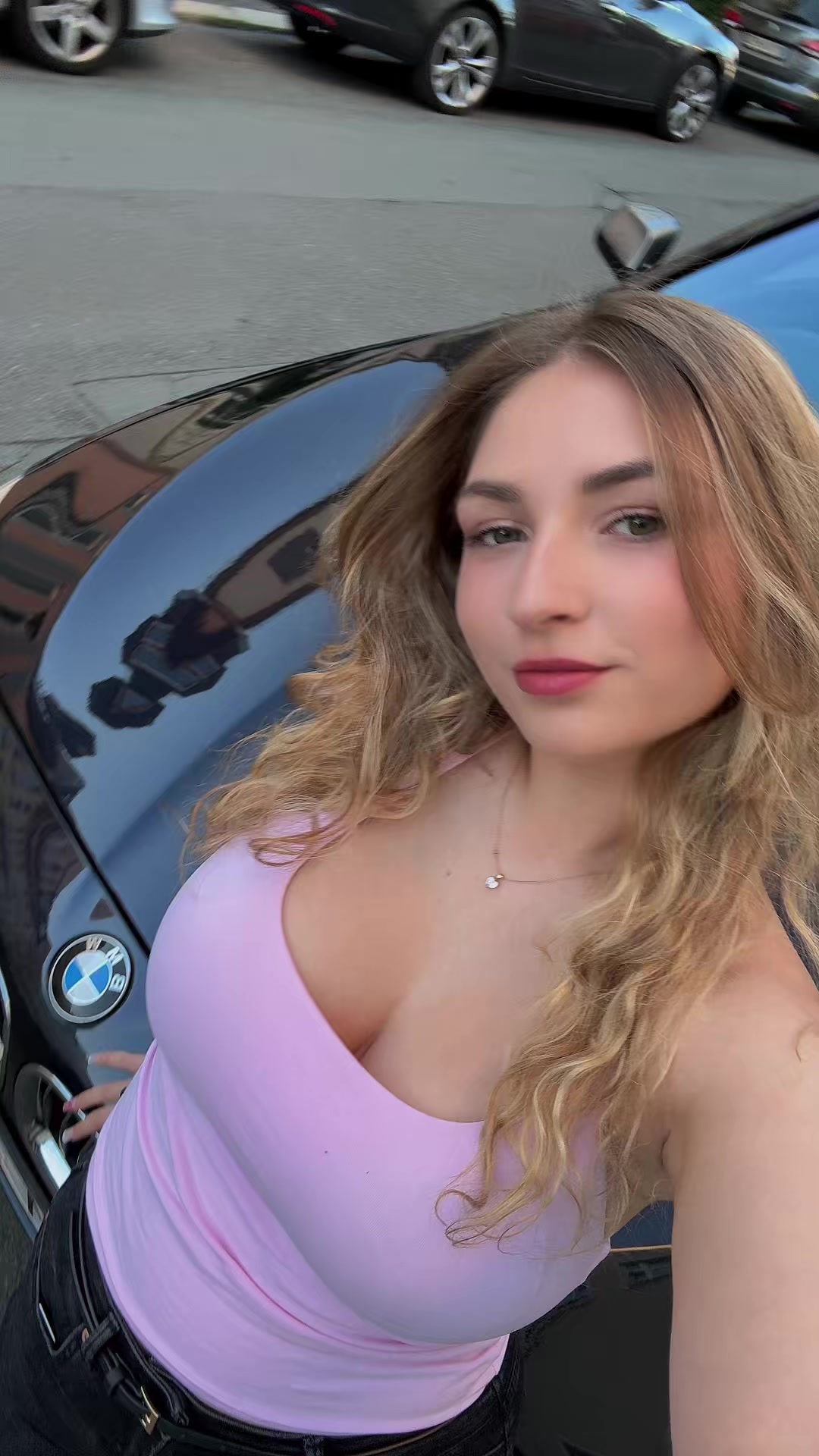 @julia.dailyvibes