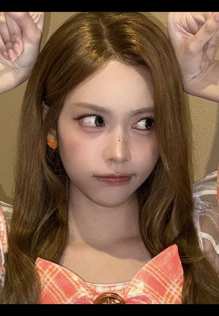 @⃟