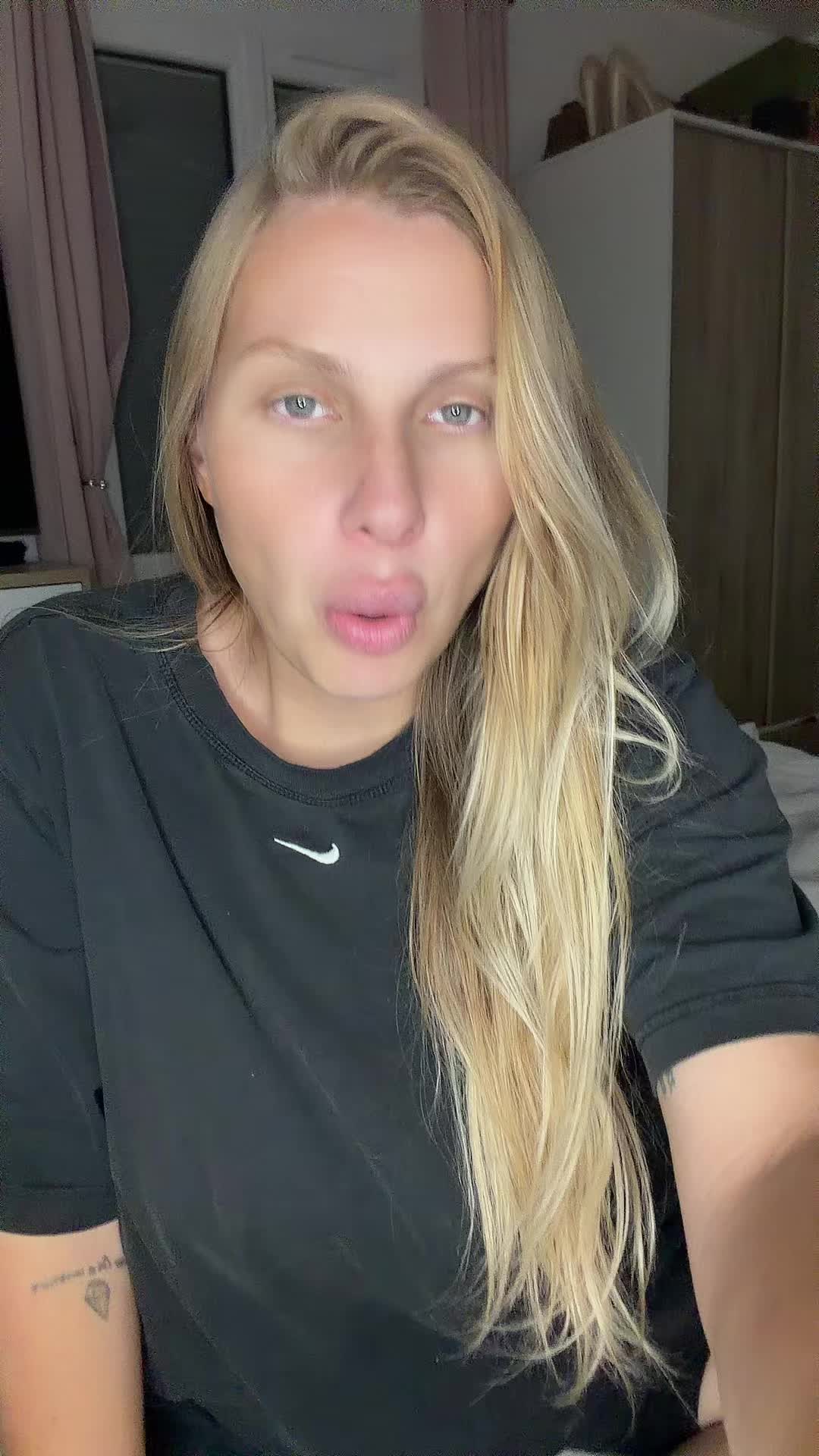 @Elisablonde