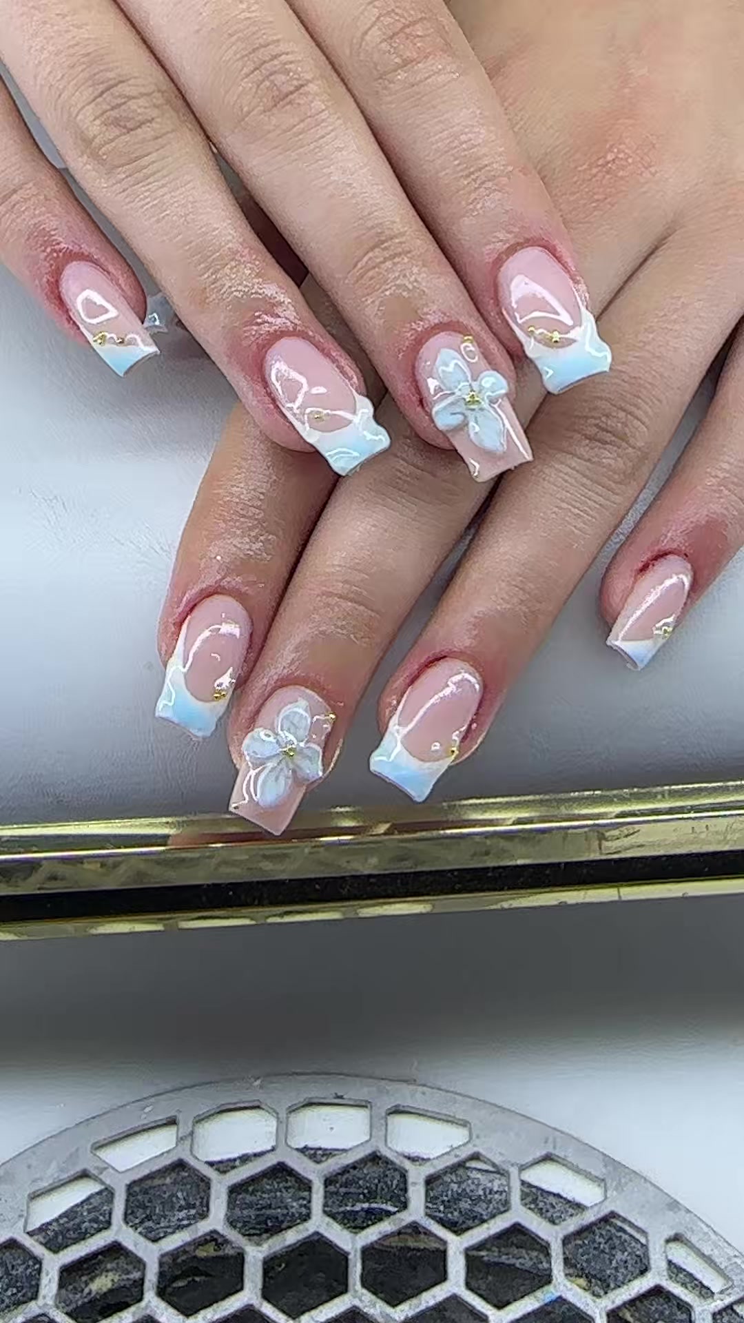 @Hairartist_nails