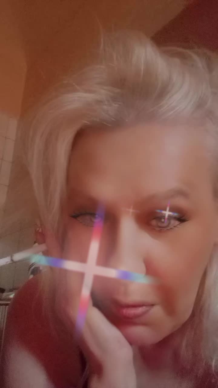 @Monique