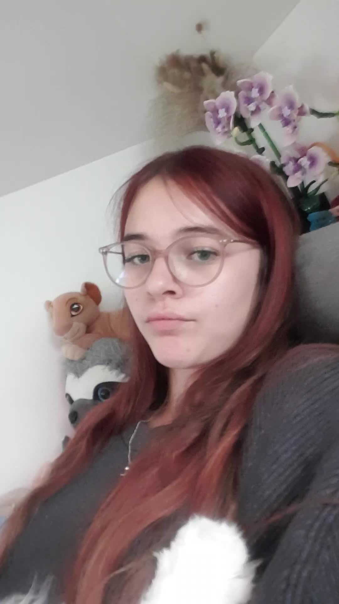 @Linni👱♀️_Luna🐈