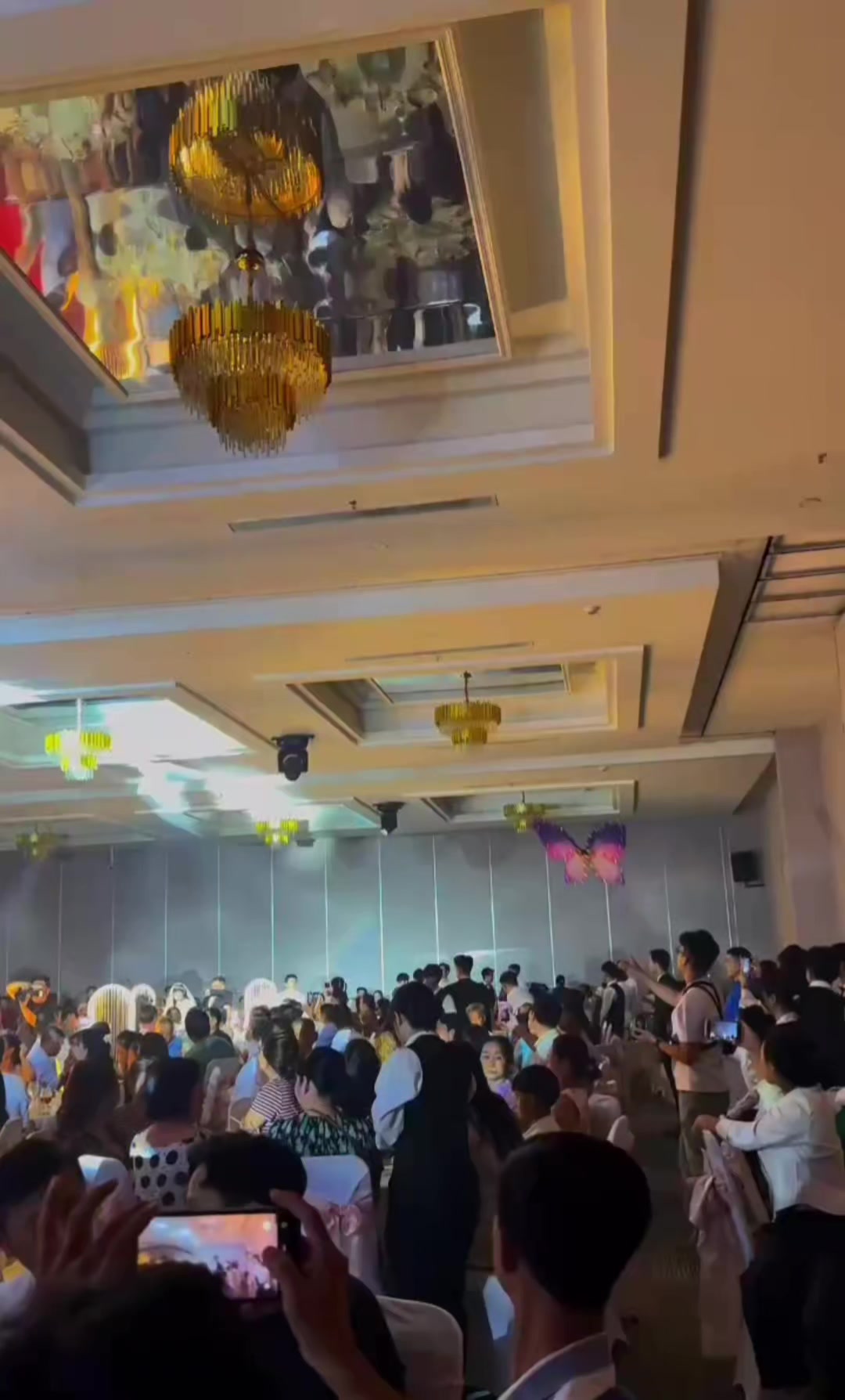 @Trang Trí Bóng Đám cưới TP HCM