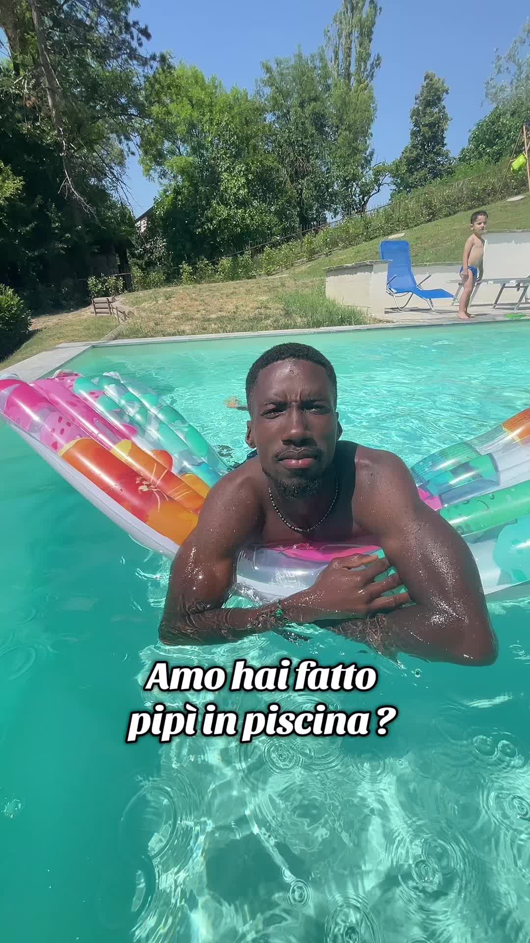 @LucreAx