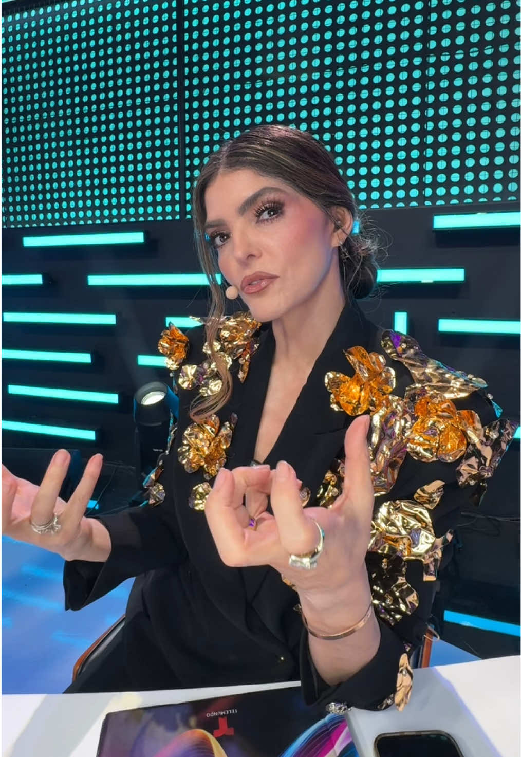 @Telemundo