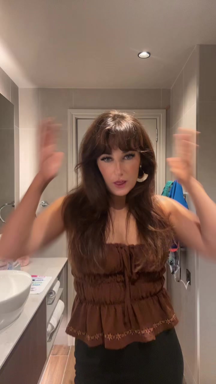 @Danielle🦋
