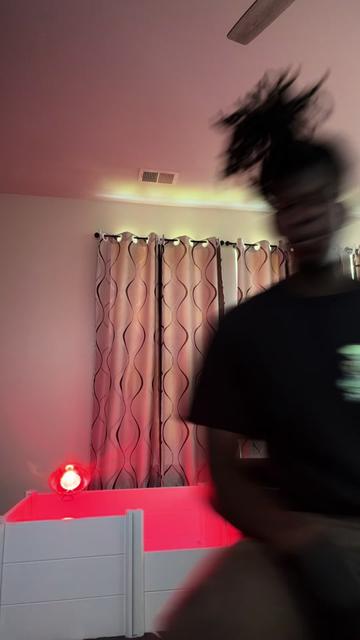 @SkinnyyBlack