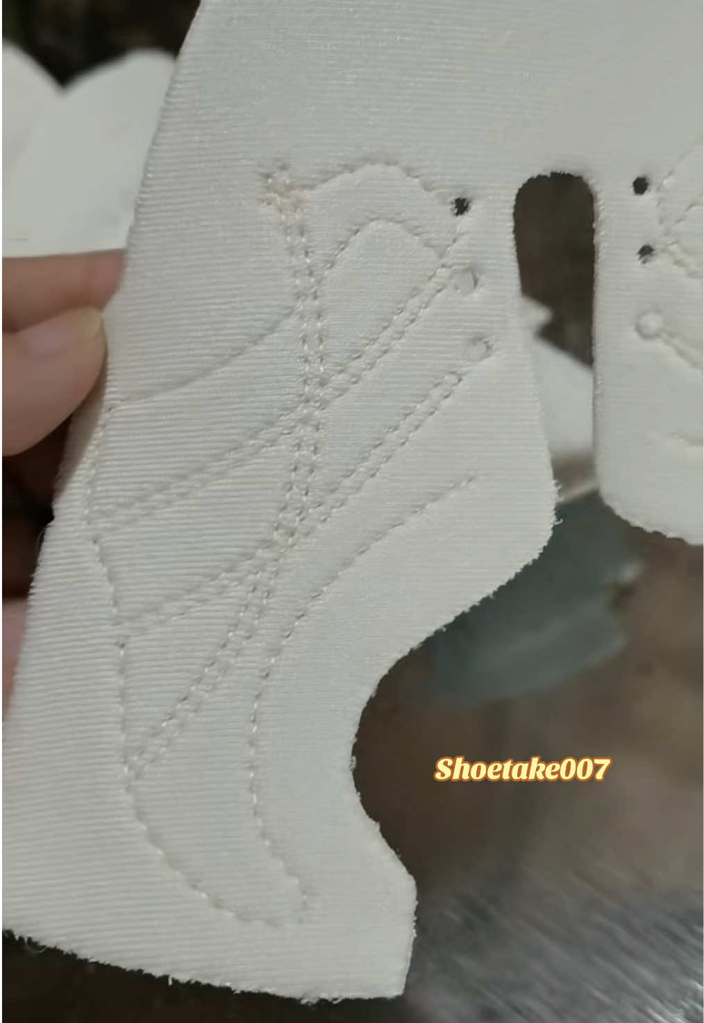 @SHOETAKE