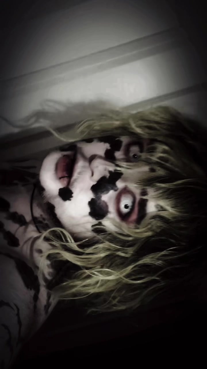 @⁺‧₊˚✮☽ཐི𝐼𝓈𝓈𝒶𝒸𝓀ཋྀ☽✮˚₊‧⁺