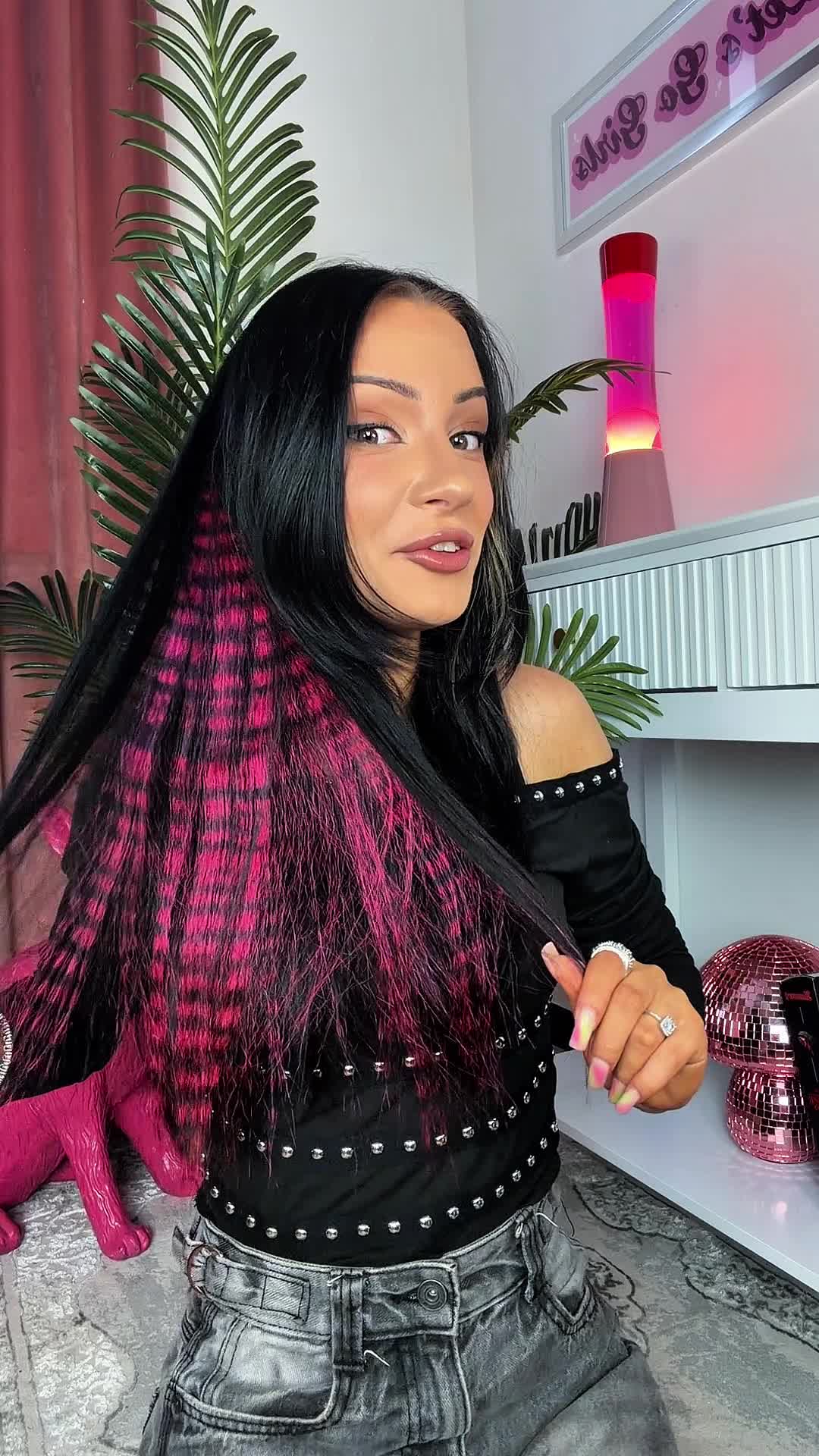 @adriannaskon