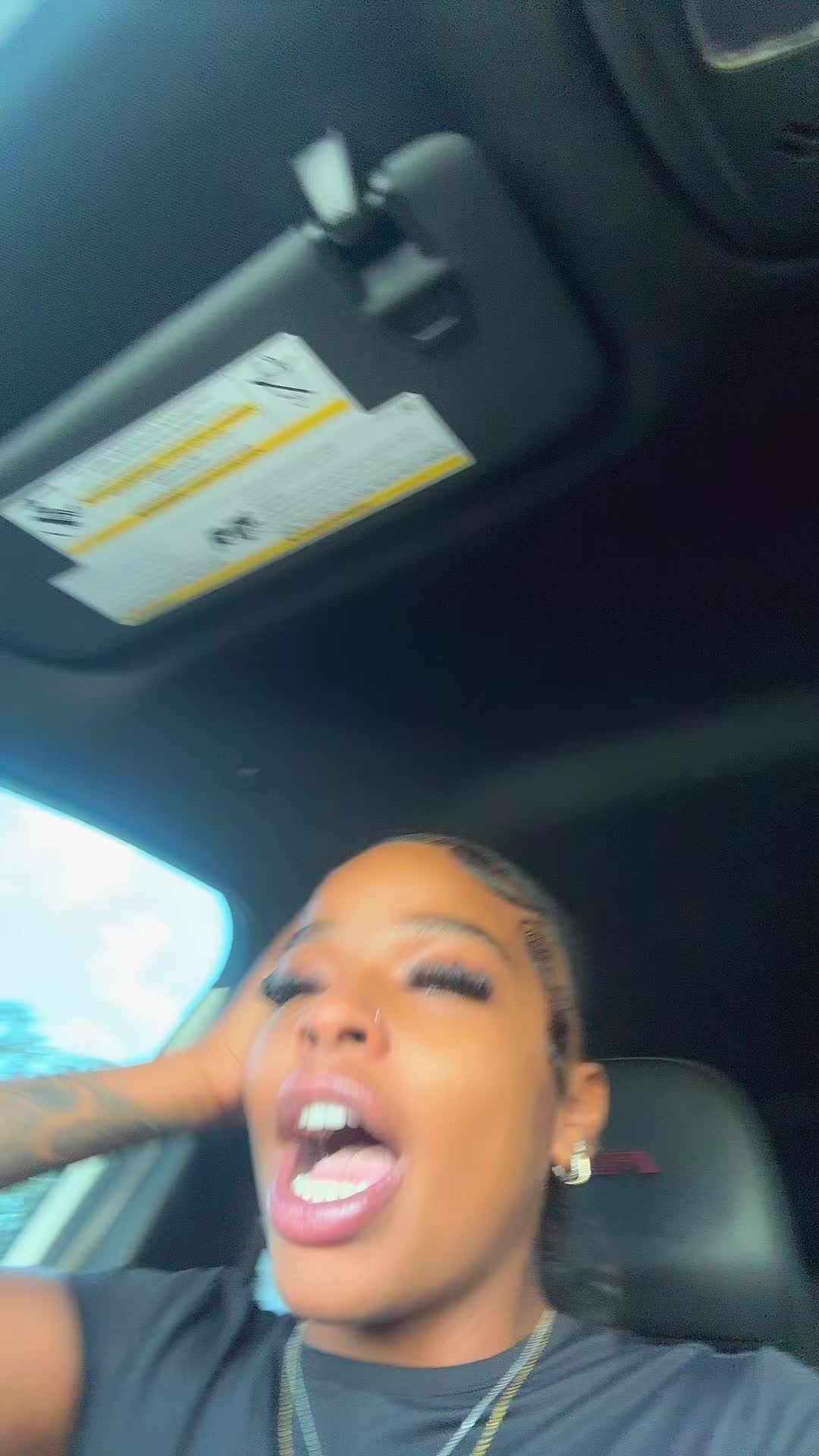 @sirtoura