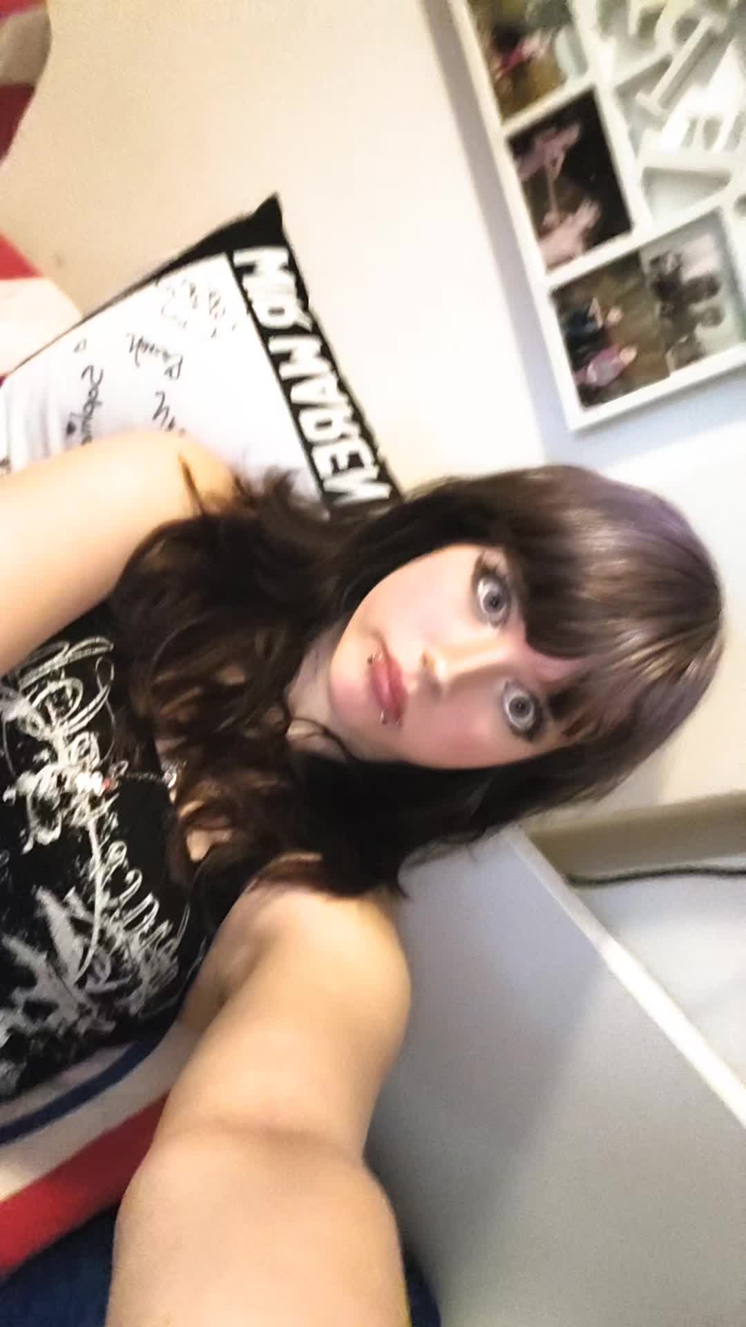 @Mia