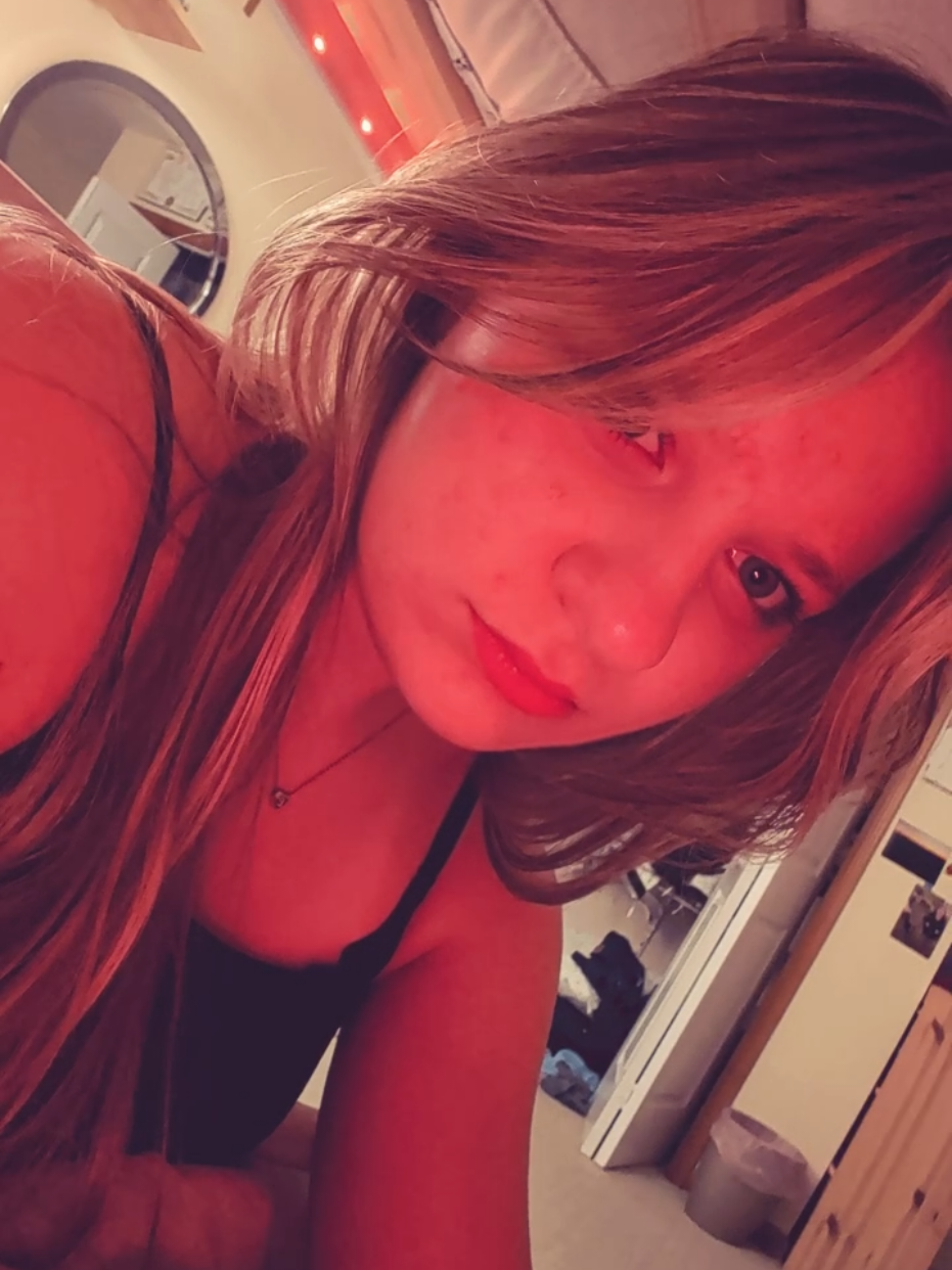 @elliesspammm