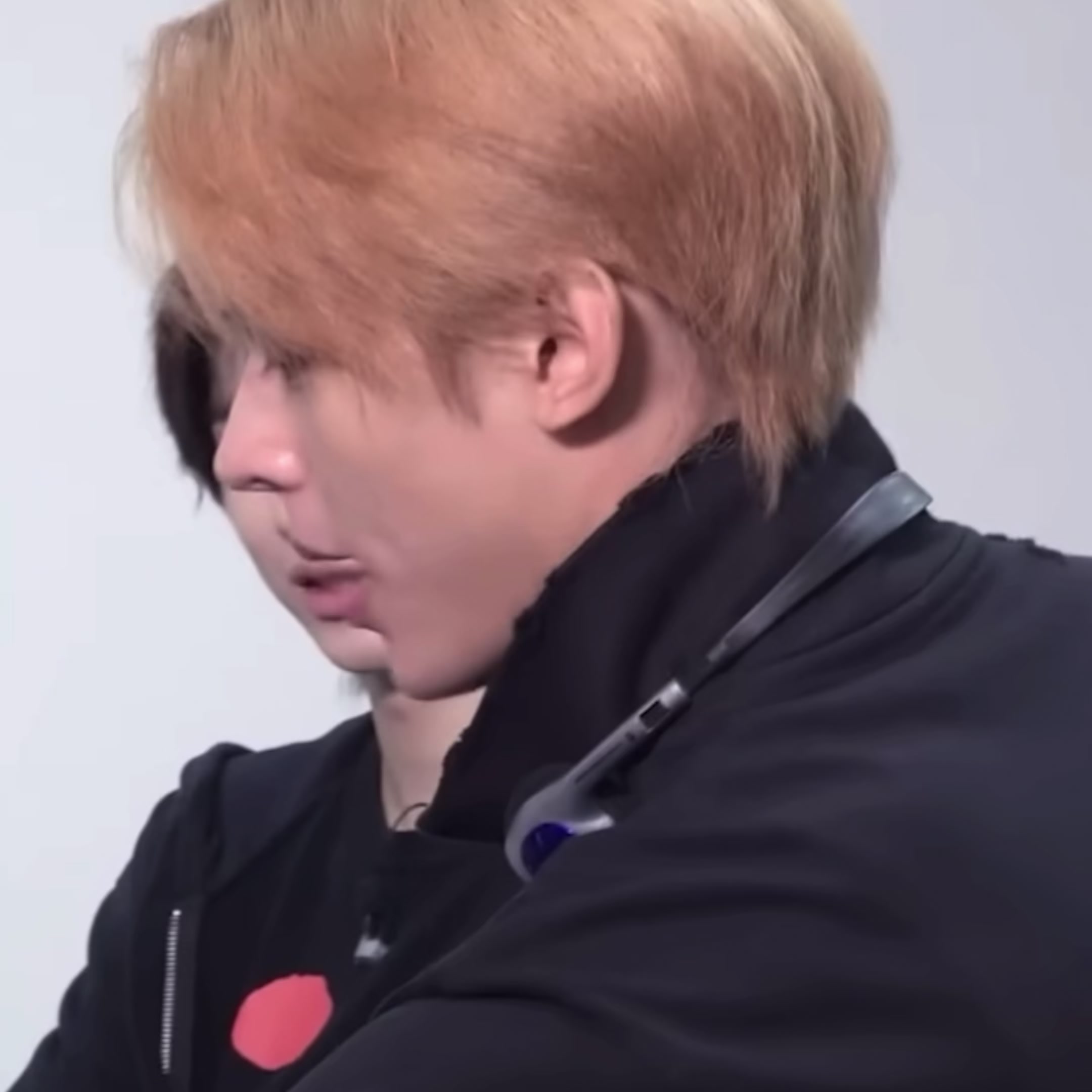 @i