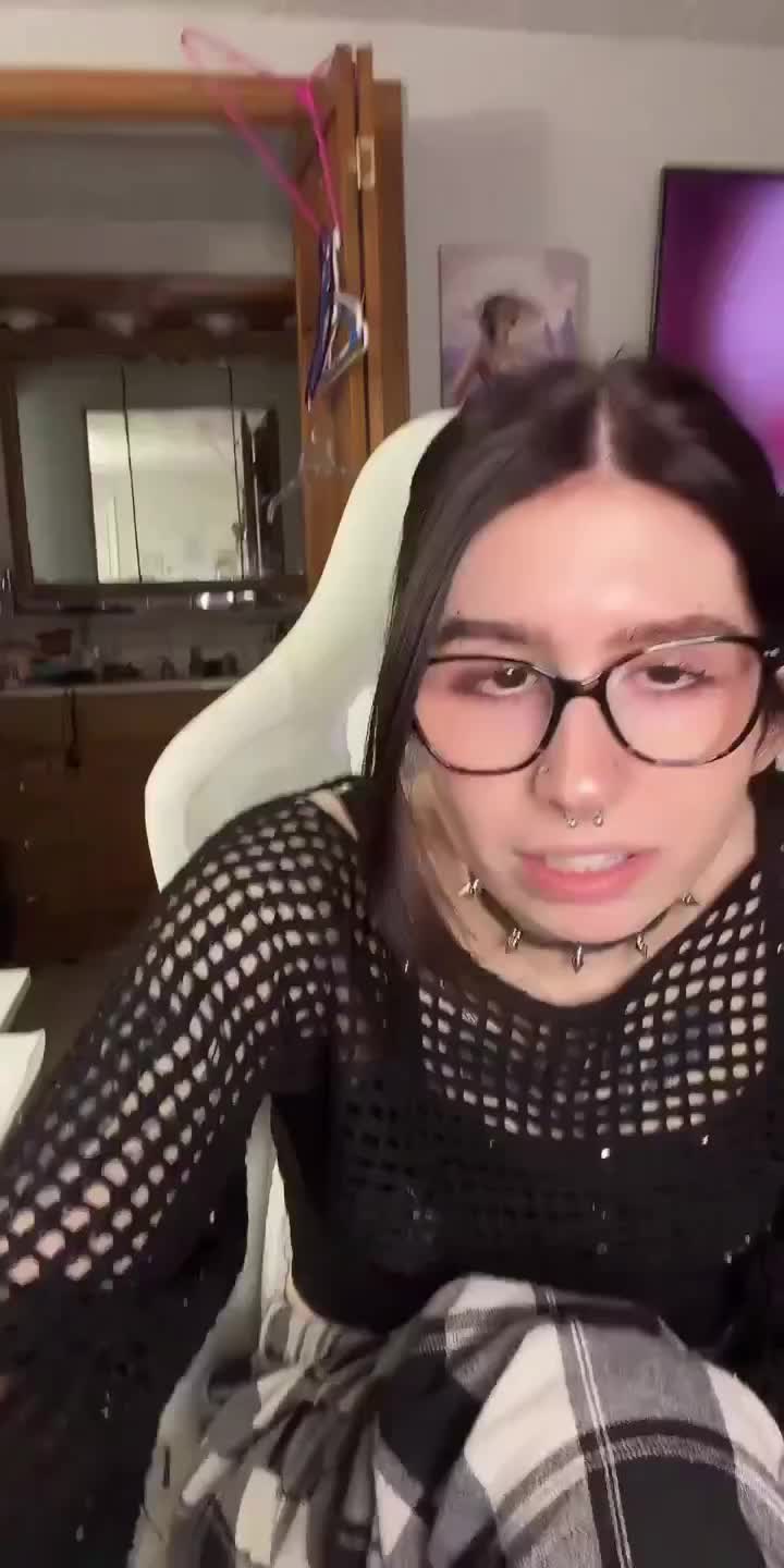 @_panic.room.princess_