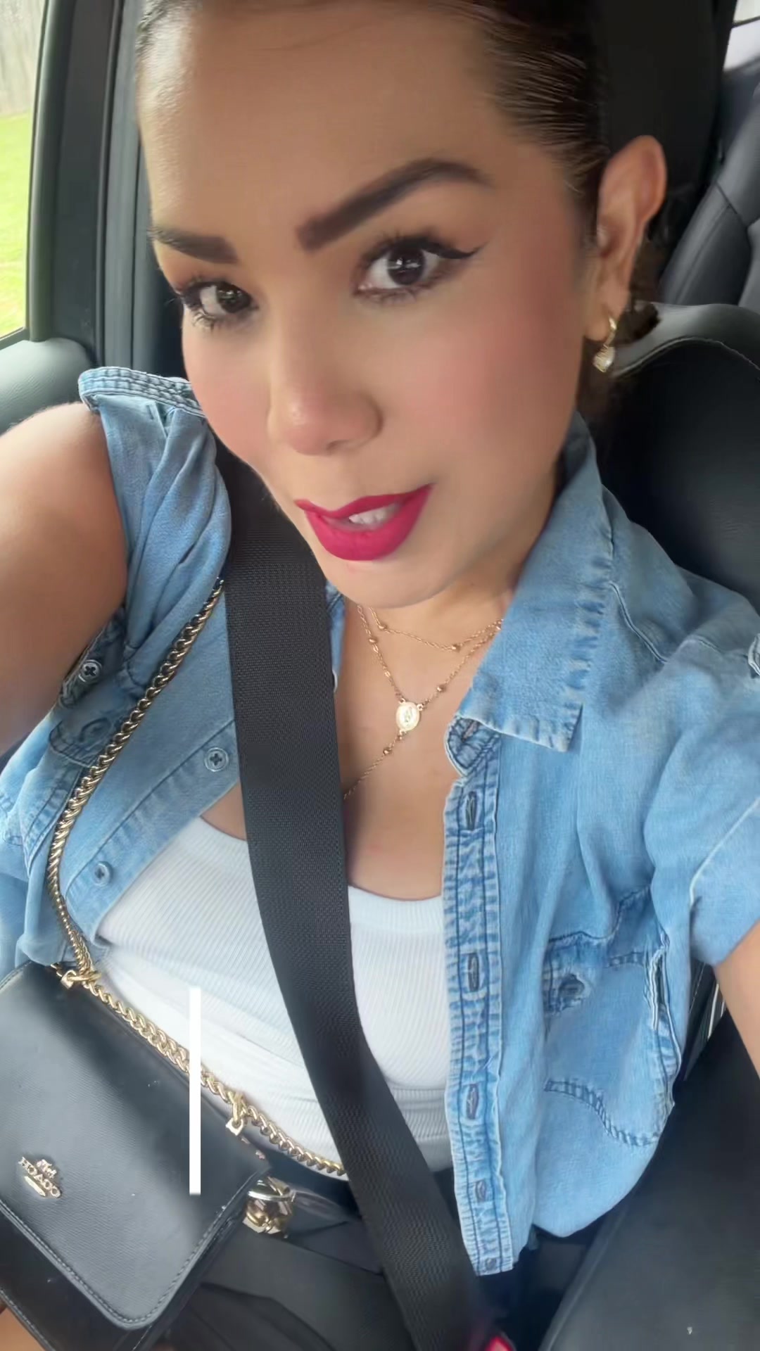 @L.N Ana Lau