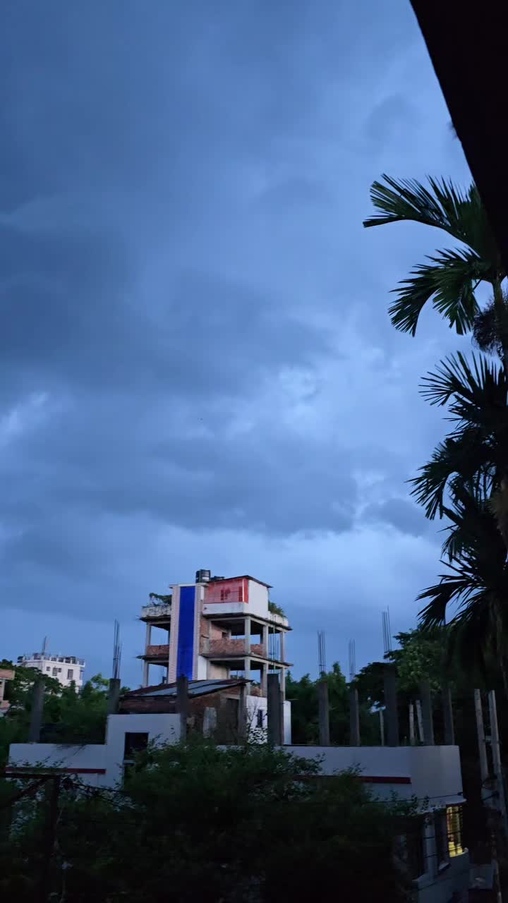 @Chowdhury_Sharfin