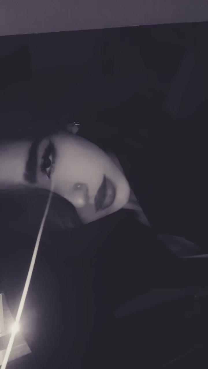 @vailenxxw