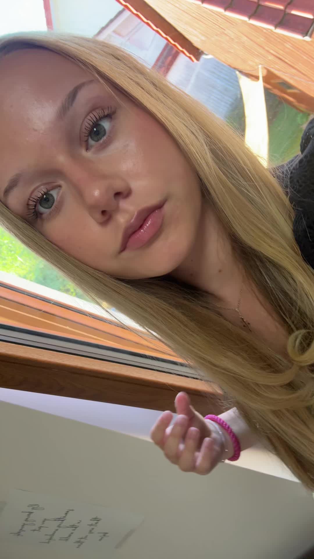 @ʟɪᴀᴄʜᴇɴ❣︎