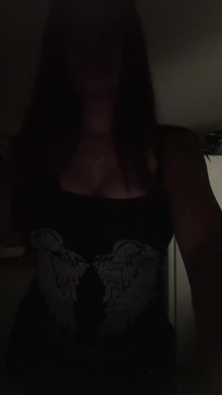 @𝒞 ᥫ᭡.
