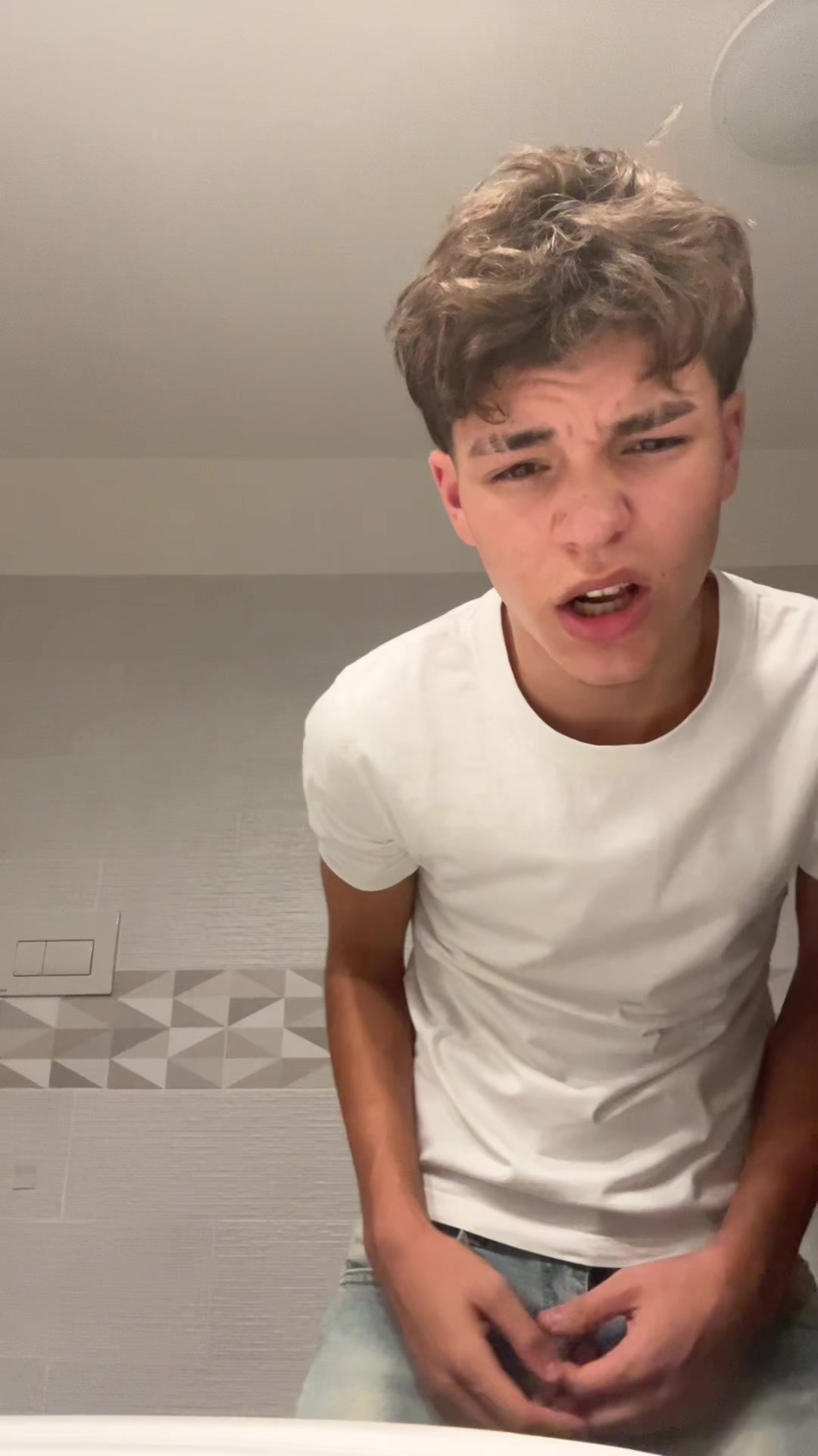 @4kmarco_