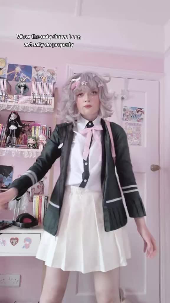 @Girllypop☆} cos