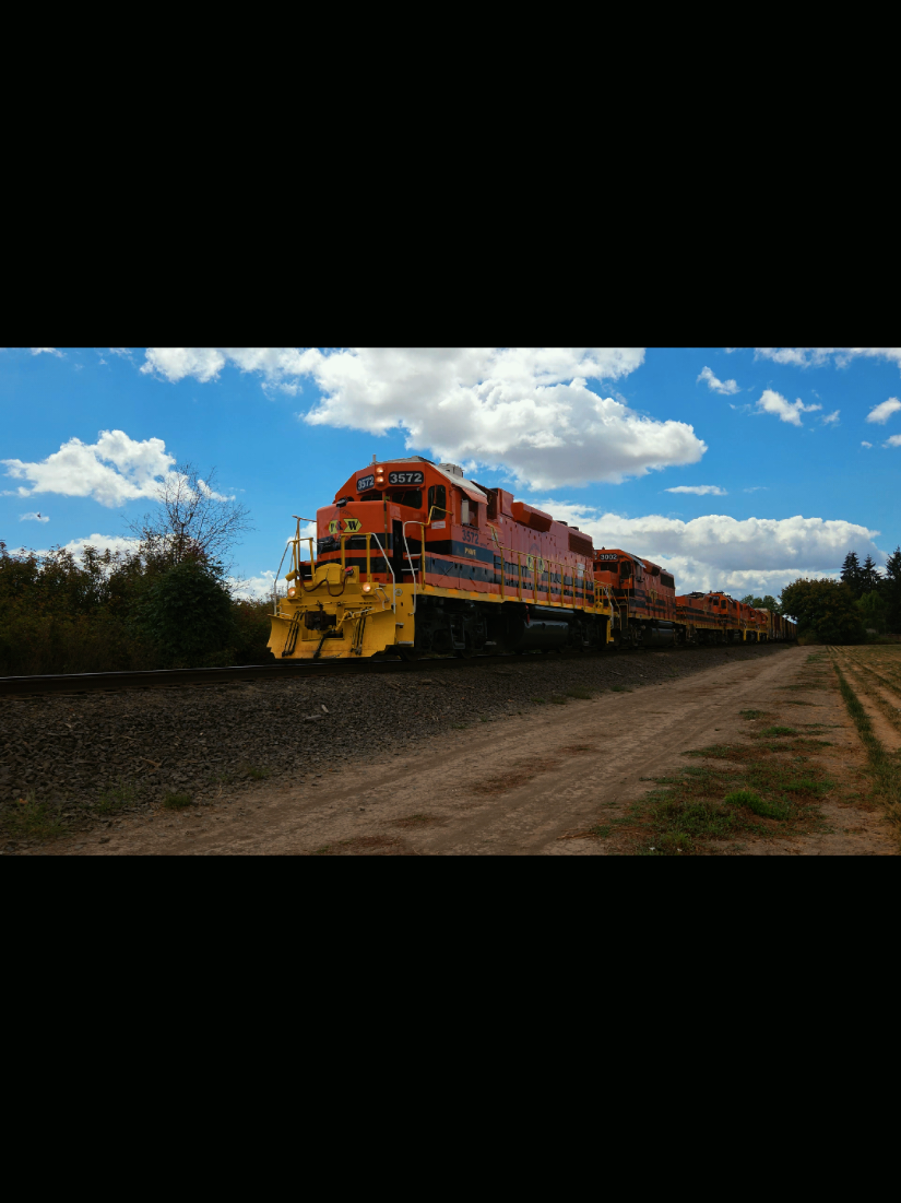 @railfan_parker